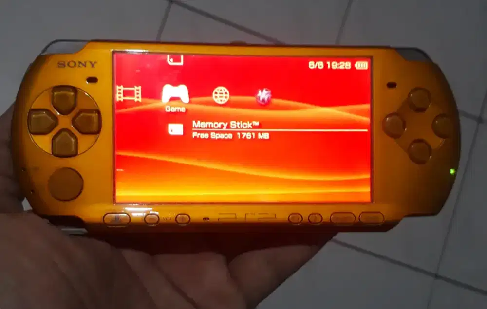 Psp sony 3000 gold slim full 55 games muluss lancar siap main