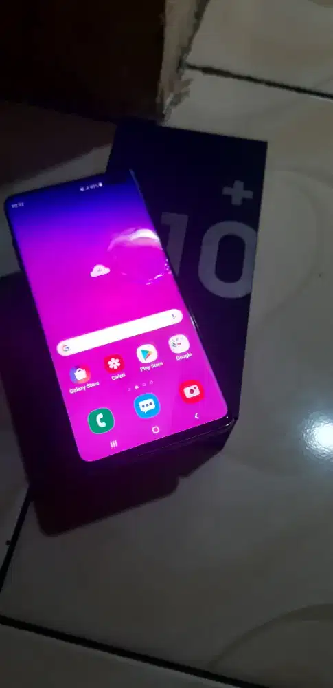 SAMSUNG galaxy S10+
