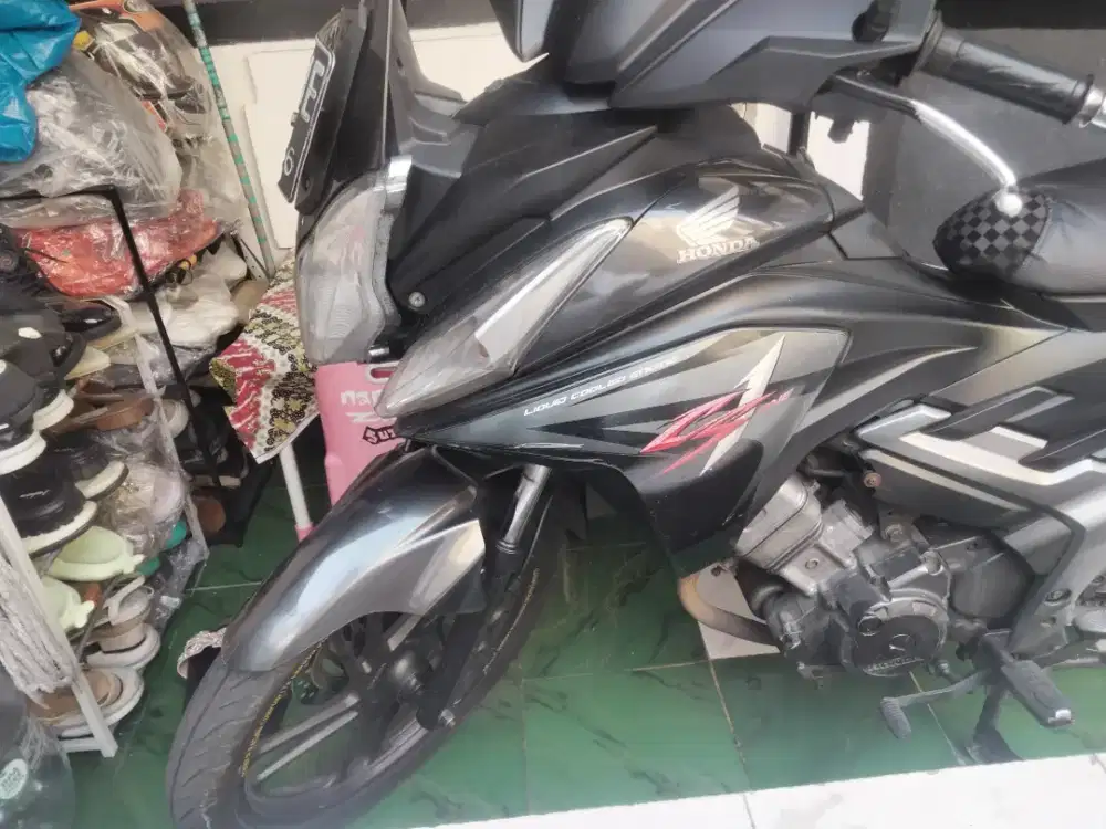 Honda cs1 2011 lengkap