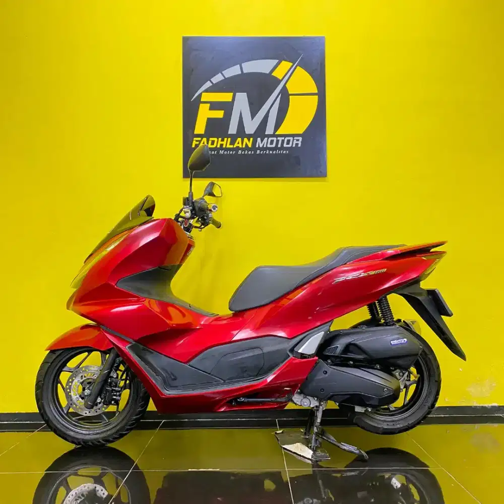 Honda PCX 160 Tahun 2024 km low remote lengkap