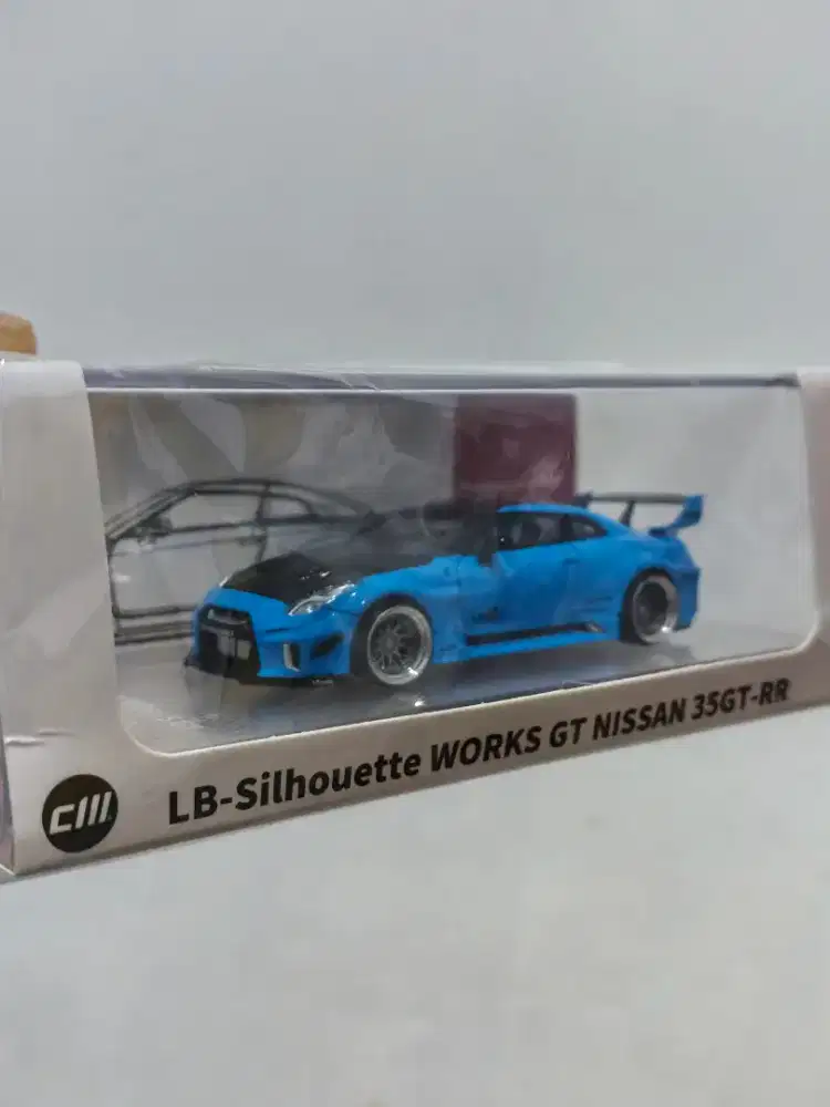 Miniscale 1:64 CM Model Nissan GTR R35 LBWK (warna rare)+ velg chiisai