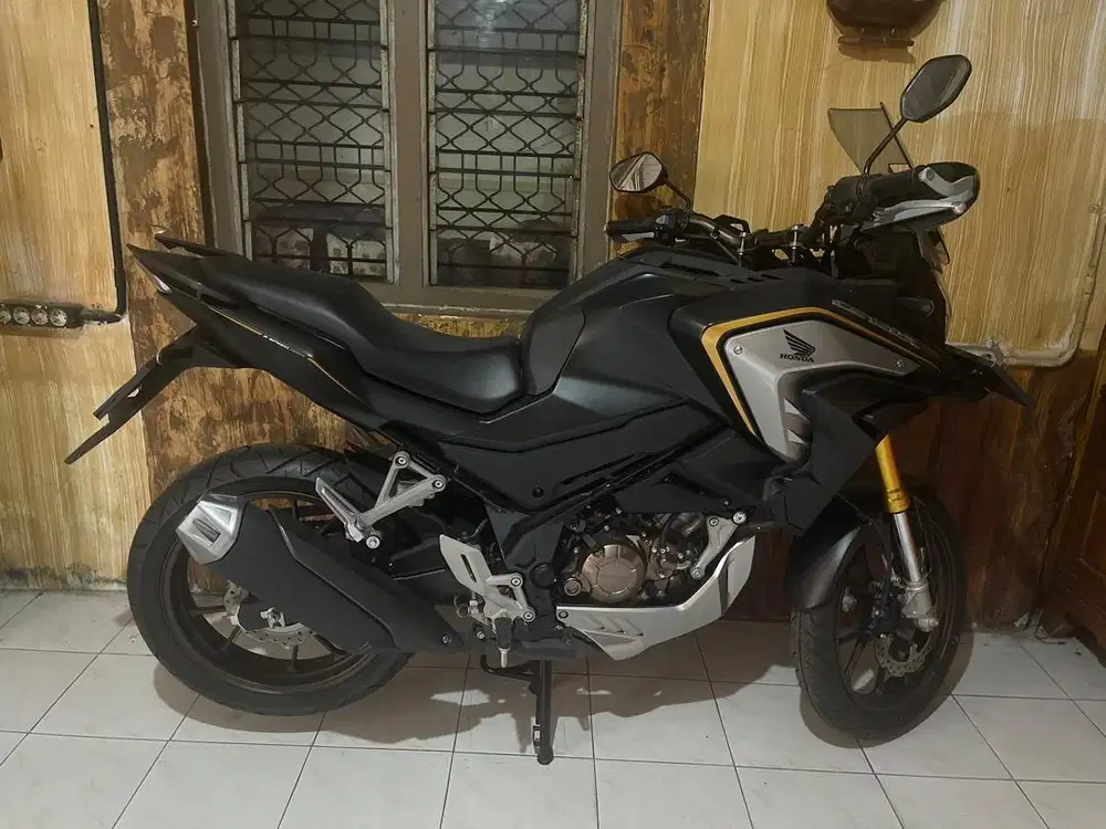 Motor cb150x istimewa barang koleksi