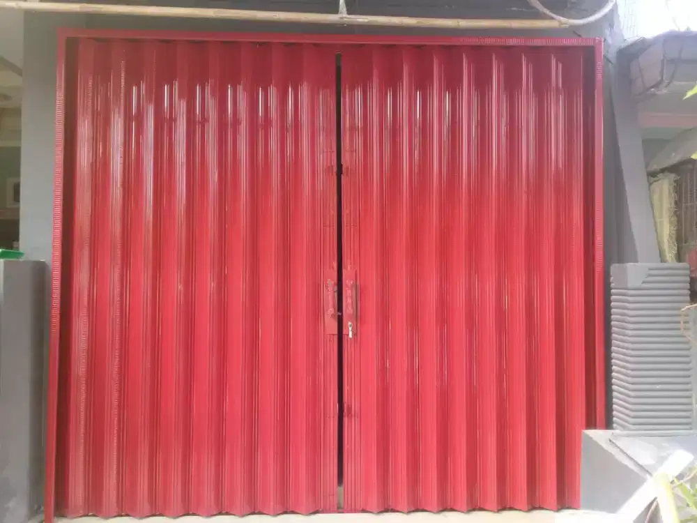 Rolling door galvanis folding gate baru