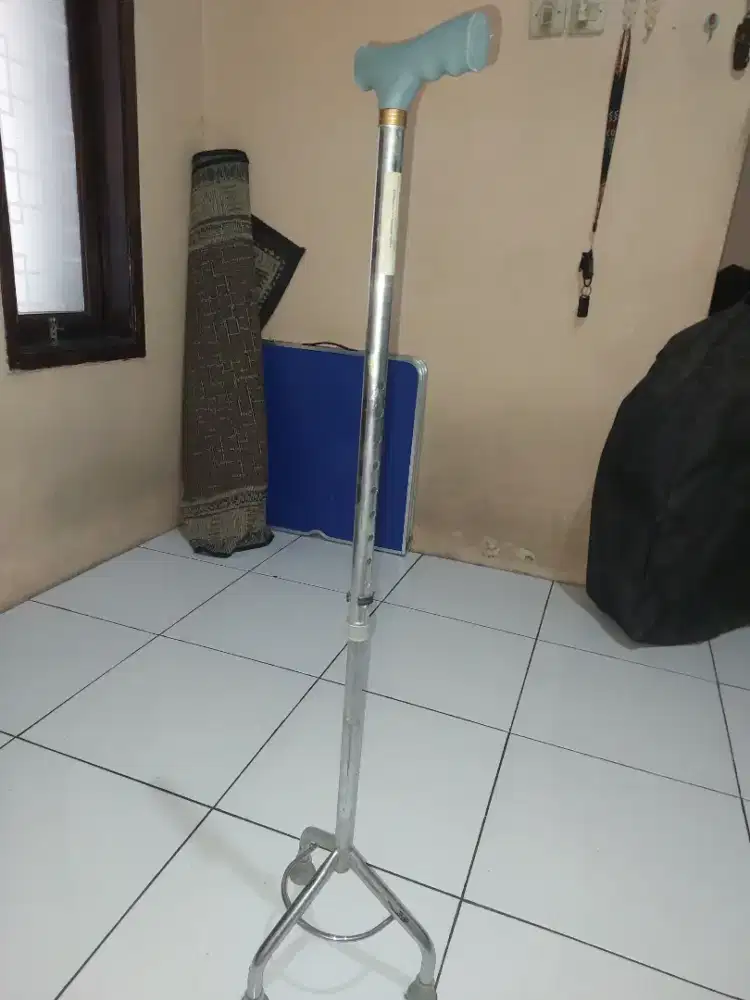 Tongkat ikacare