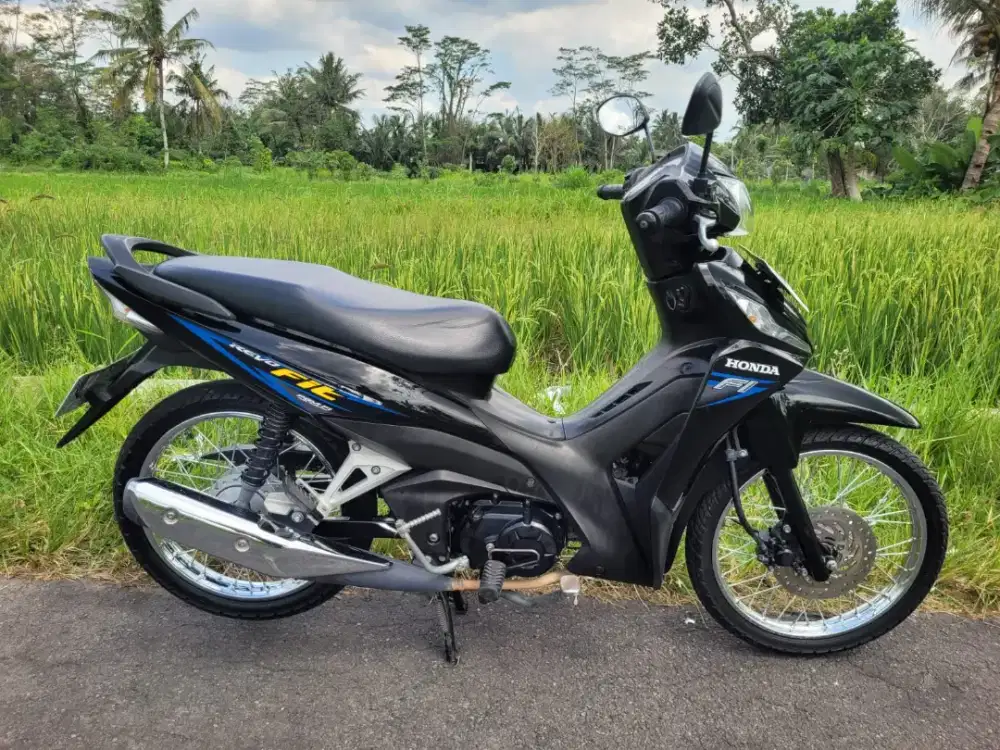 Revo Fit 2019 plat AB Sleman (SUPER)