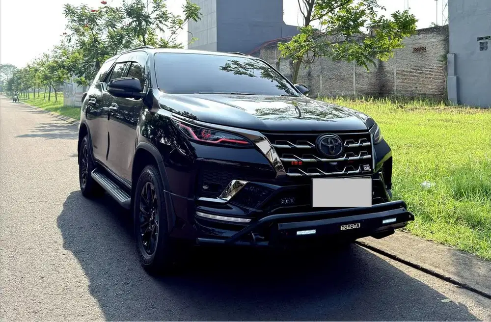 Fortuner GR 2.4 (2021 Akhir Tahun) Nego