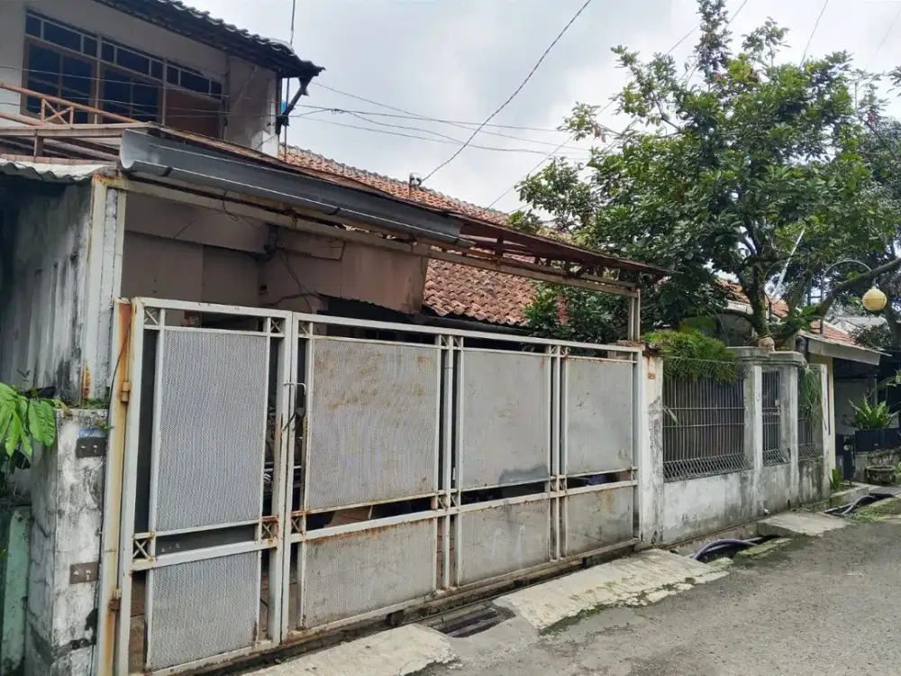 Dijual Rumah Kost Strategis Dekat Kampus Buahbatu Harga Dibawah NJOP