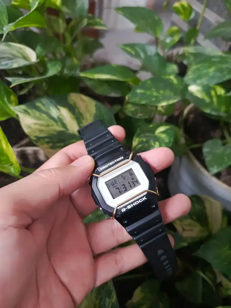 Gshock DW5600SC mulus banget