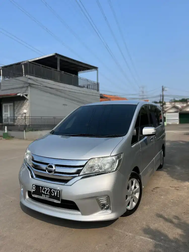 Dijual cepat cash only !!!
Nissna serena Hws 2013 Matic