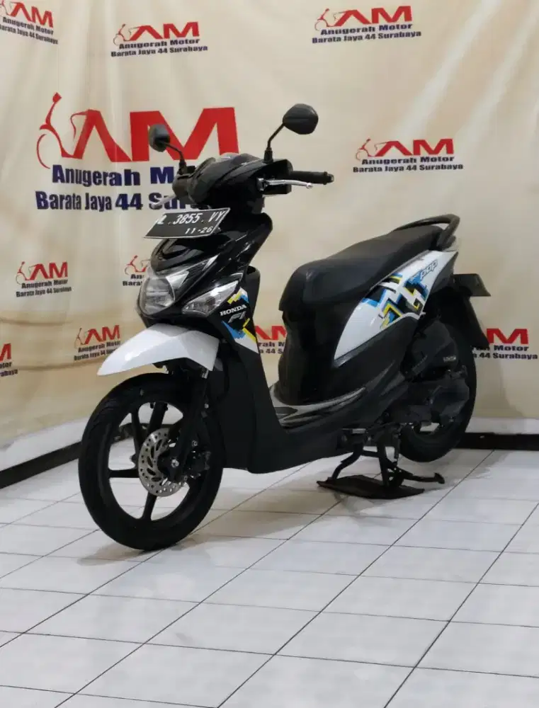 Bergaransi Honda Beat Pop Esp Tahun 2016 warna putih