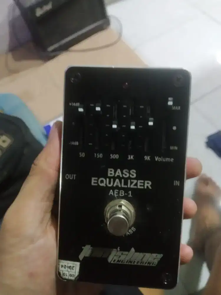 Efek bass equalizer