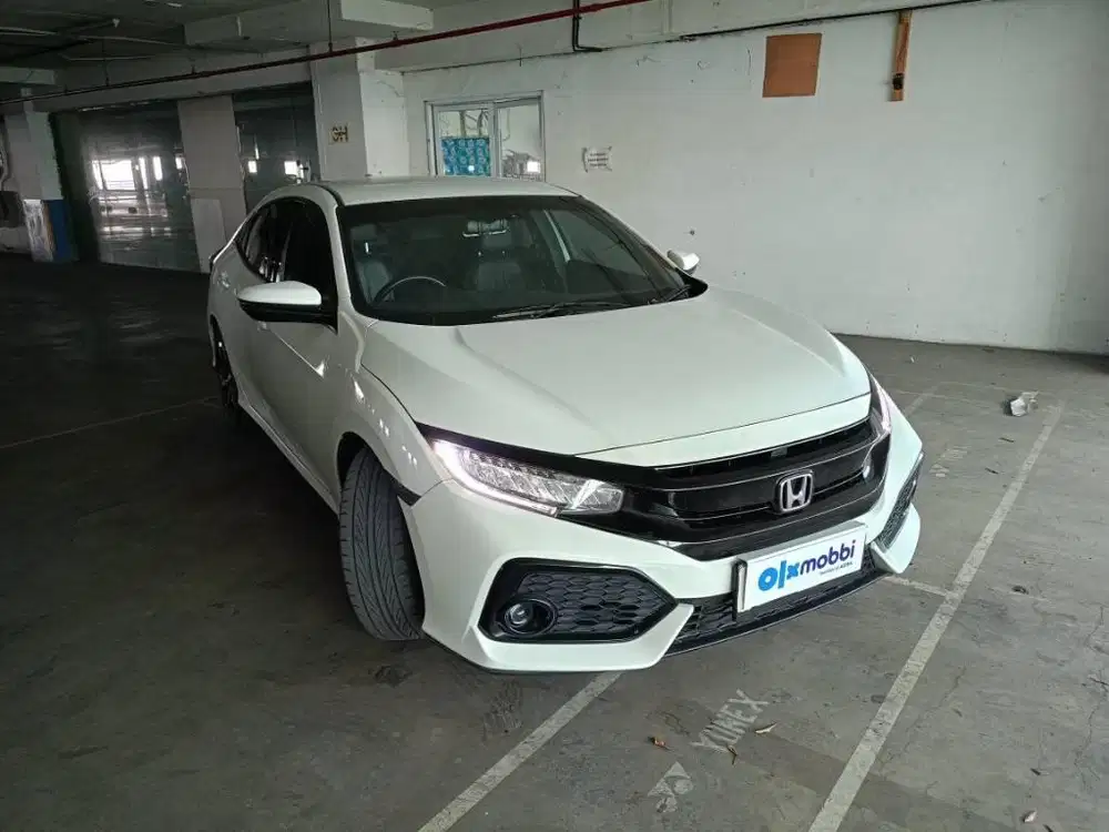 Honda Civic Hatchback 1.5 E Bensin AT 2018 (AEC)