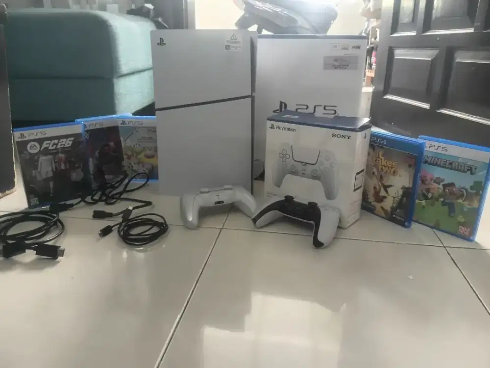 PS5 1TB bekas tapi seperti baru