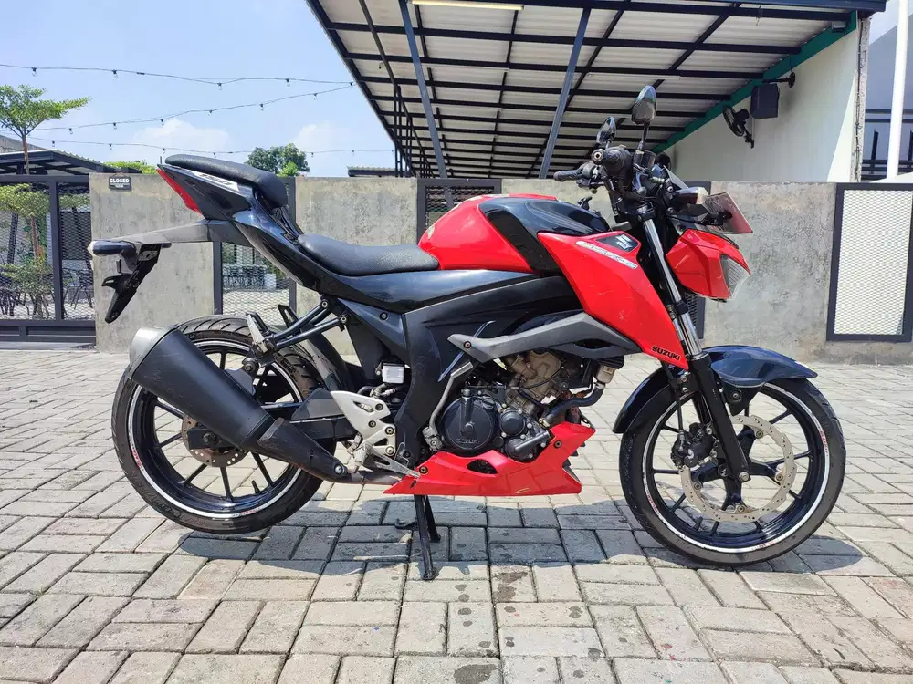 READY MOTOR GSX S-150 TAHUN 2017