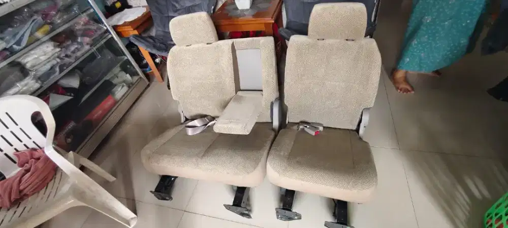 Jok APV GX tengah Rp 1jt 100rb aja