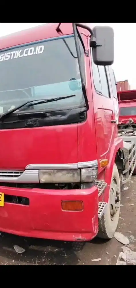 UD TRUCKS Trailer 2008 Diesel