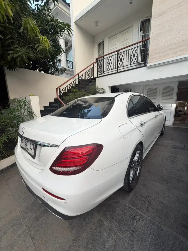 Mercedes-Benz E350 2019 Bensin