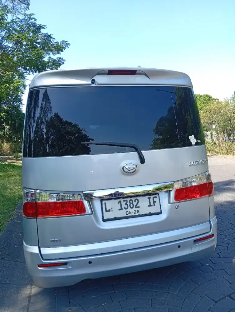 Daihatsu Luxio X manual 2018