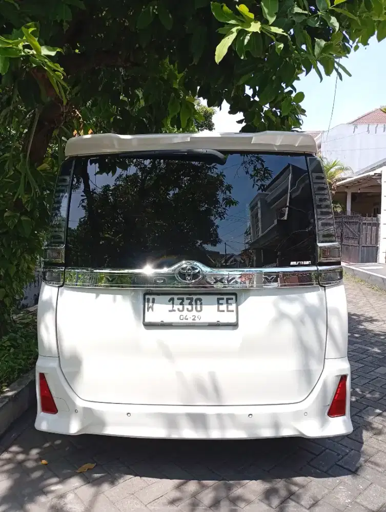 Toyota Voxy matic 2018