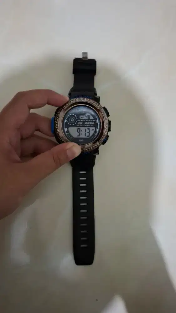JAM TANGAN MERK LASIKA