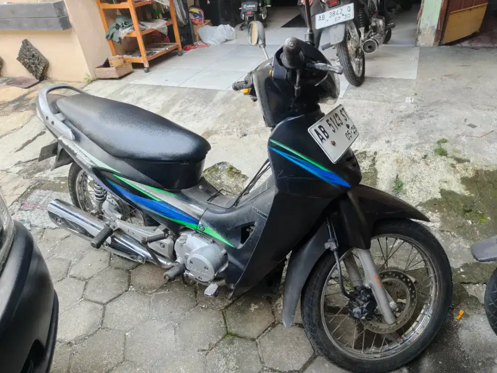 Karisma THN 2003 plat AB Bantul