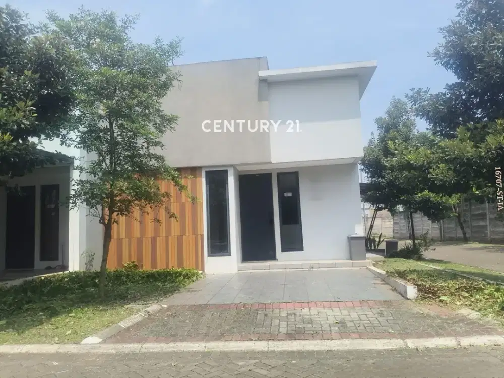 Disewakan Rumah Posisi Hook Dan Siap Huni Di Cluster U Ville