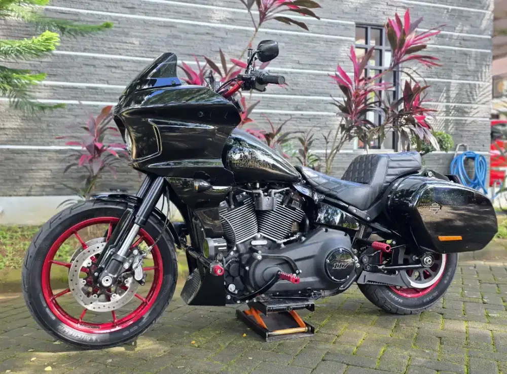 Low Rider ST . Siap Gasss