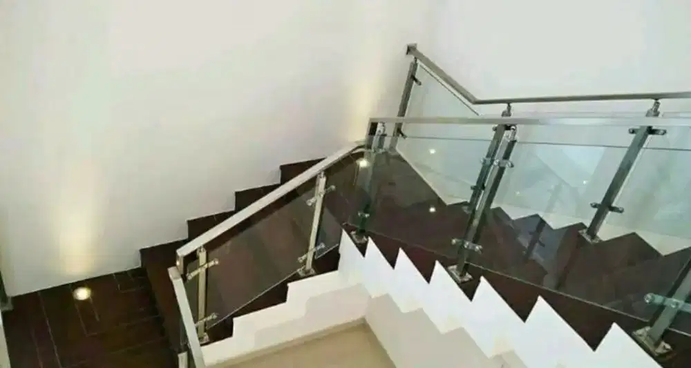 Reling tangga balkon stenlies kaca stell