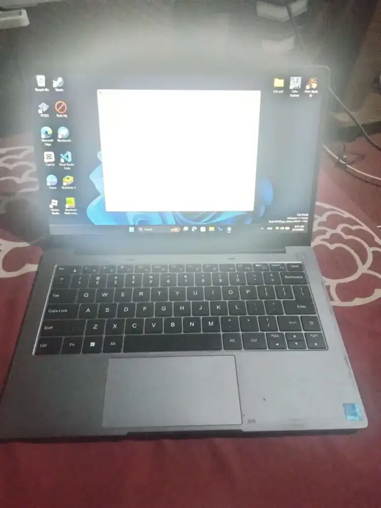Advan Work-Prolite Ram 16GB / Internal 256GB