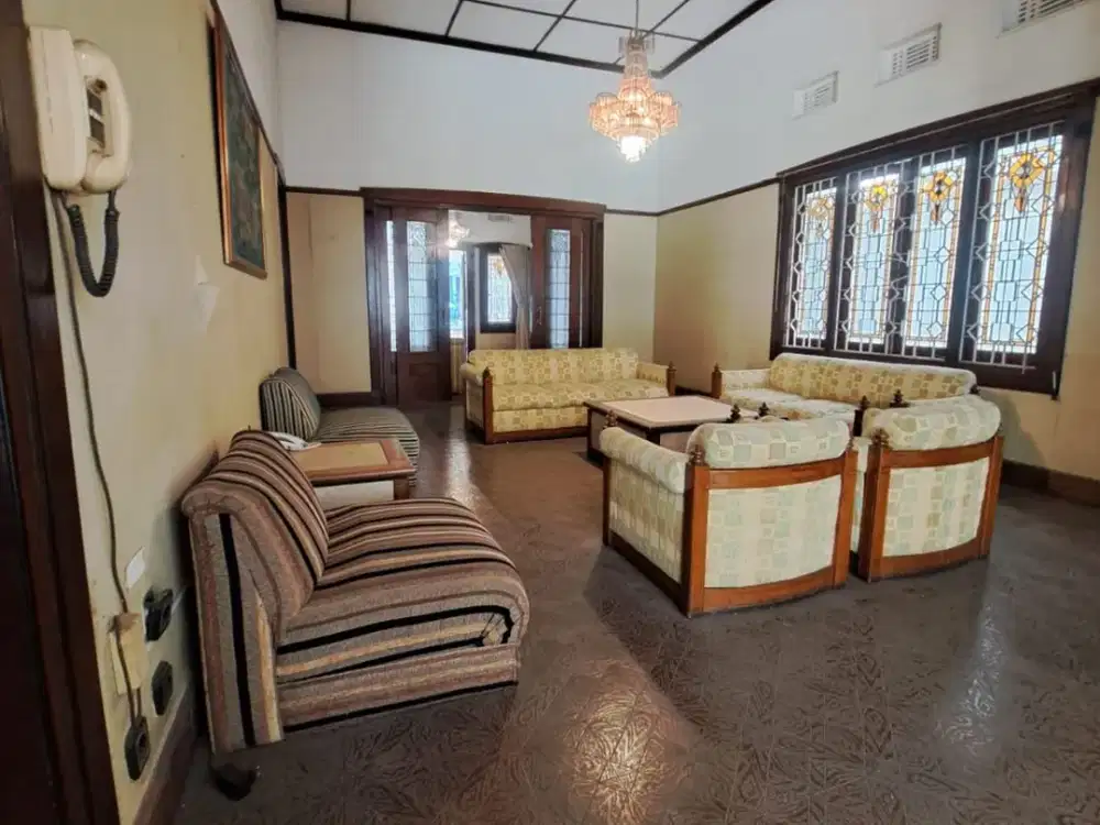 Dijual/ Disewakan Rumah jaman Belanda, Heritage tipe C dibangun th 1923 di sayap Dago Bandung