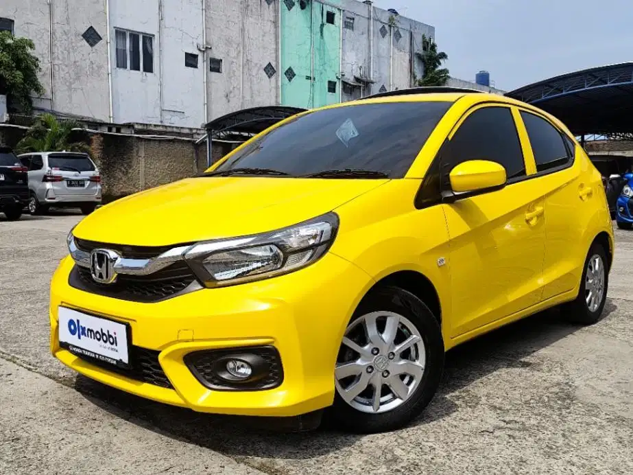 TDP 1 JUTA Honda Brio Satya 1.2 E Bensin-AT 2022 Kuning CWIIB