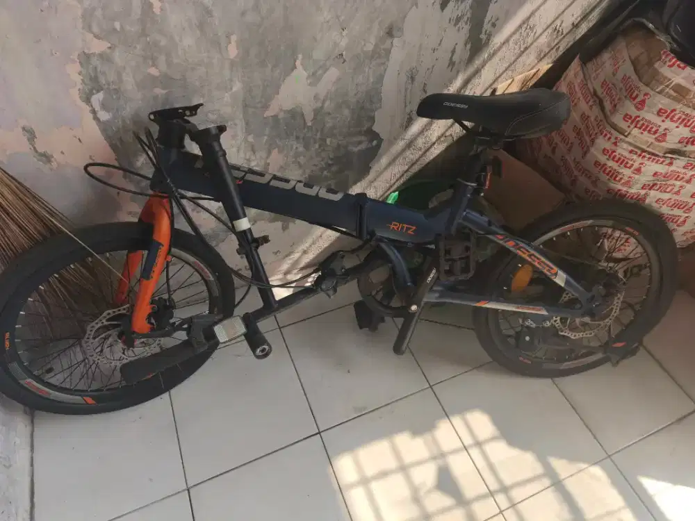 Sepeda lipat 16