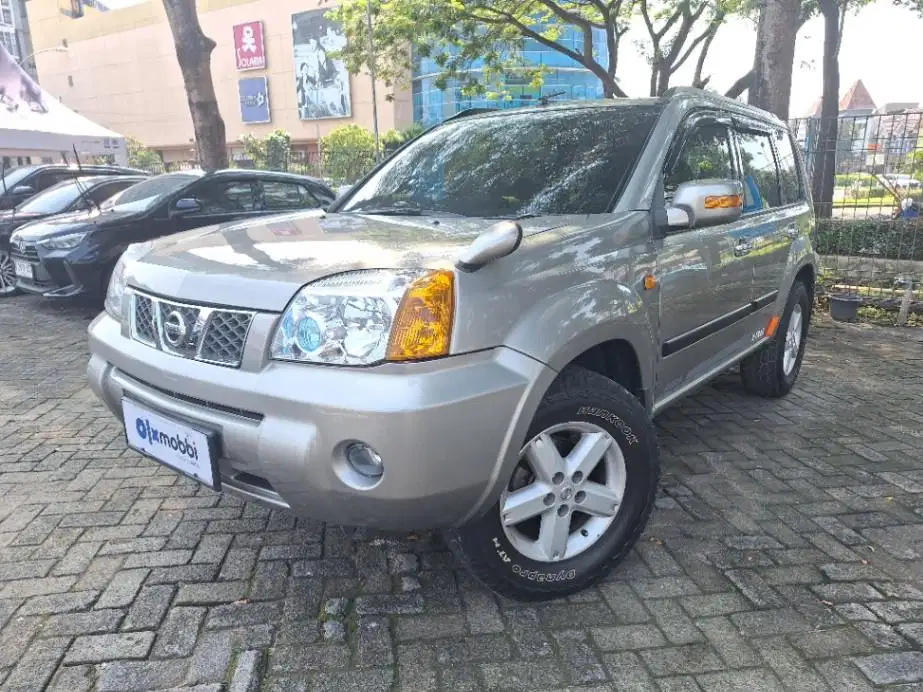 DP RENDAH Nissan X-Trail 2.5 STT Bensin-AT 2005 1RNS