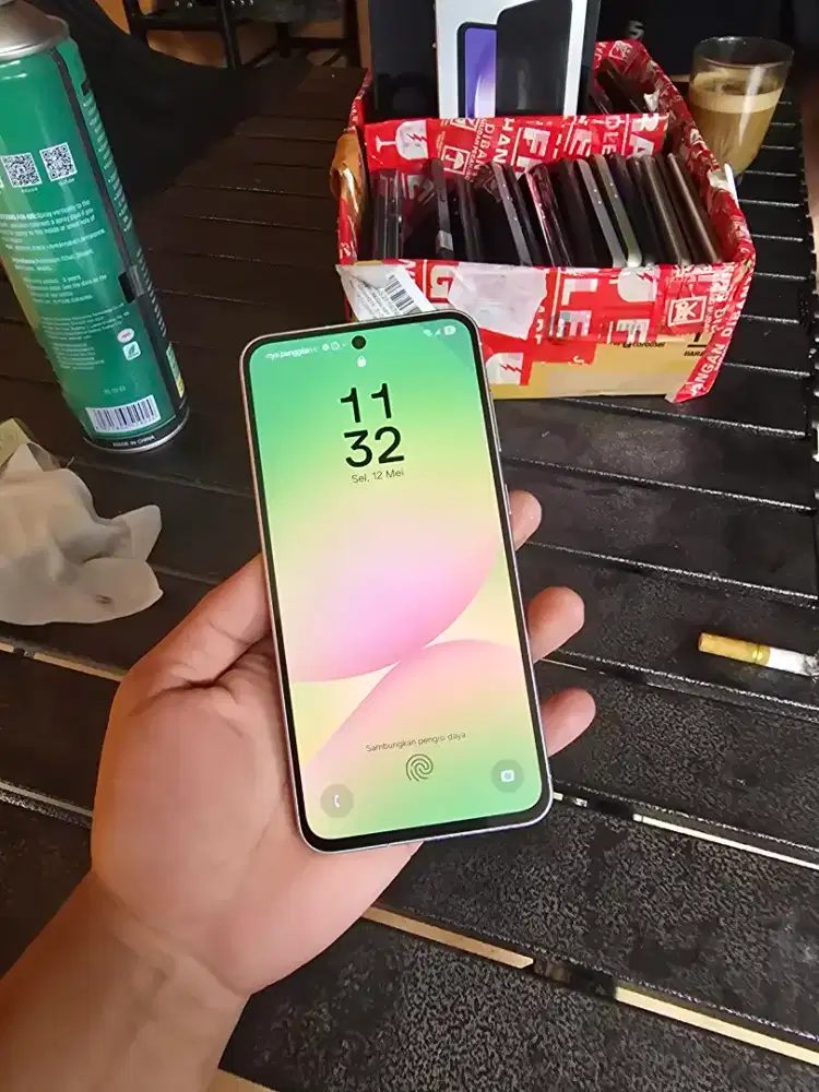Samsung a56 8/256 gb