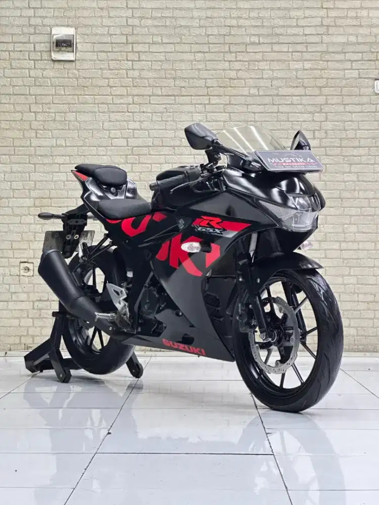 TERMURAH‼️ SUZUKI GSX 150 R TH 2017 NOPOL AG JAMINAN ISTIMEWA