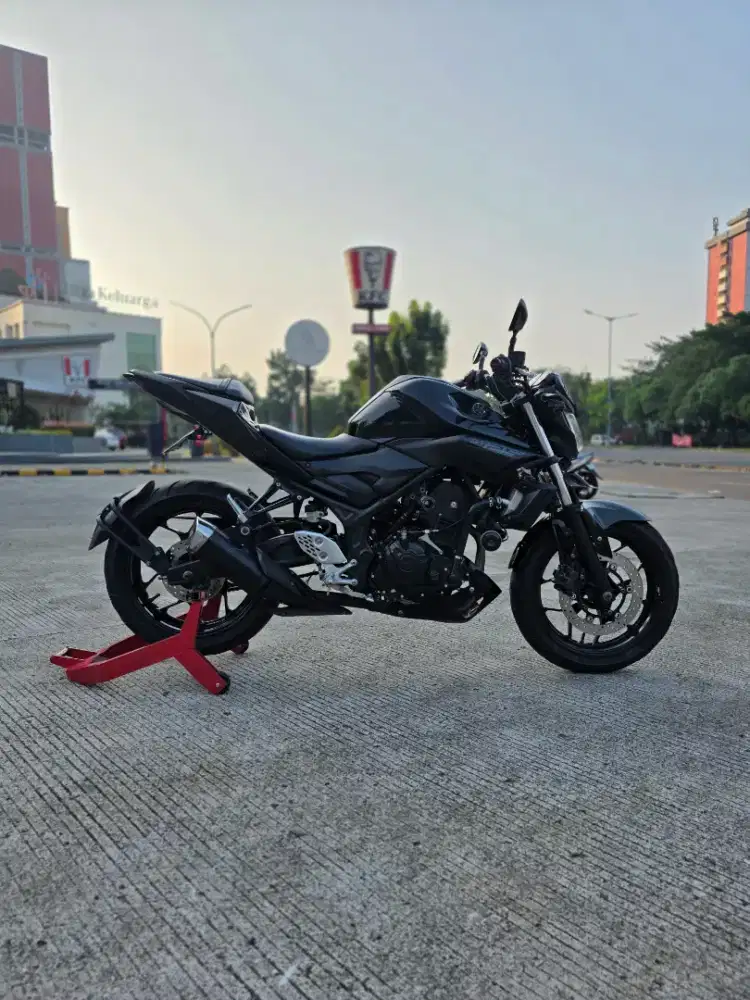 Yamaha MT25 2018 (Hitam Favorite)