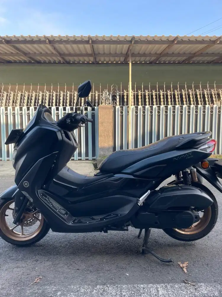 Nmax 155 VVA 2023 standar
