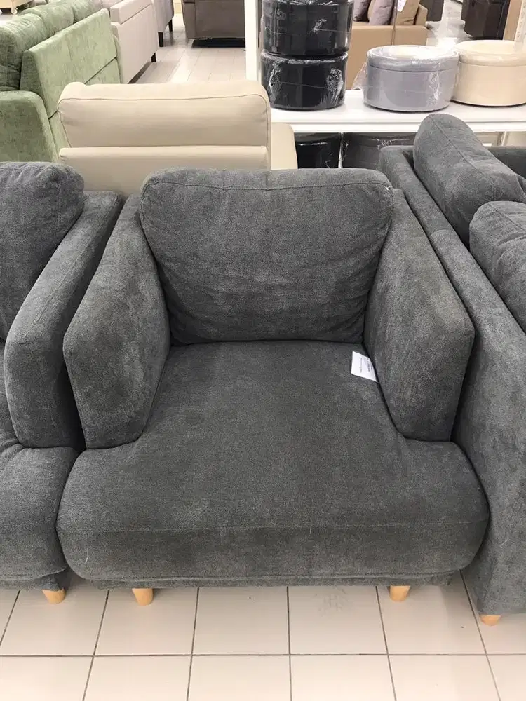 Selma Zuko Sofa Fabric 1 Seater - Abu-abu