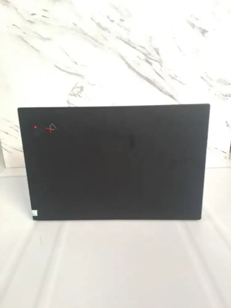 LENOVO X1 CARBON i7 Gen 10th Ram 16gb Ssd 256gb (BUILT UP)