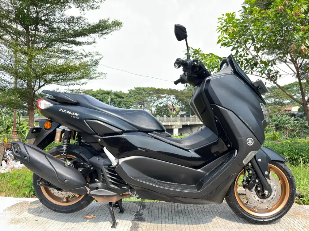 YAMAHA NMAX KEYLESS TAHUN 2023 SS LENGKAP ASLI