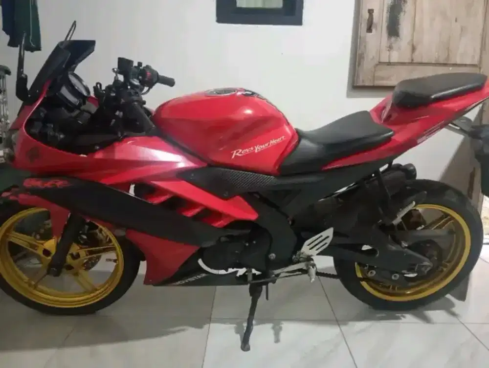 Dijual Yamaha yzf R15