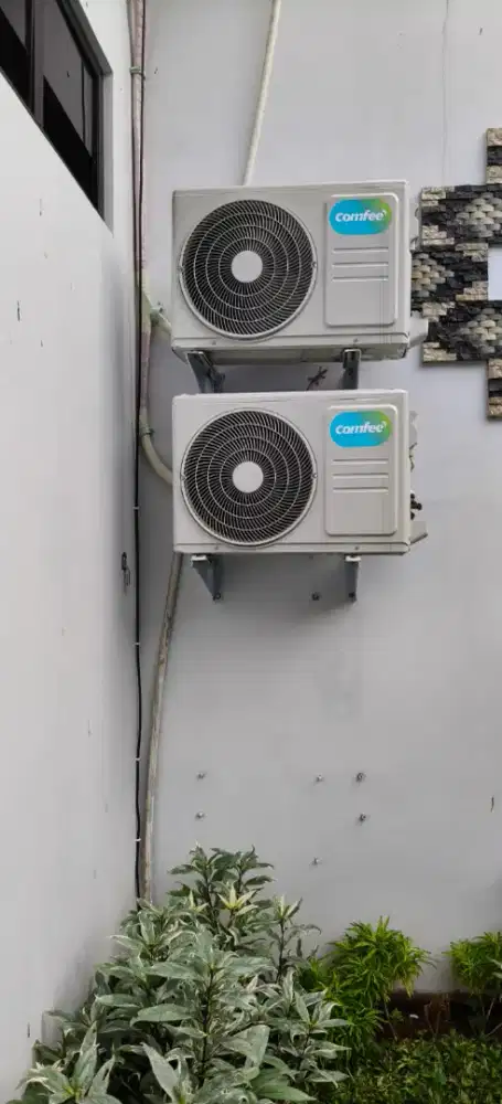 AC Bekas/Seken/Second Merk Comfee 1/2 PK Low Watt