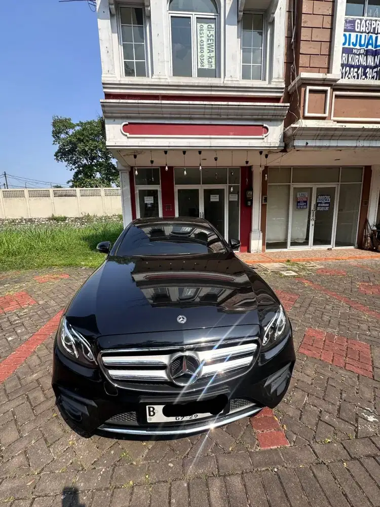 Dijual Sedan Mercy E300 Tahun 2018