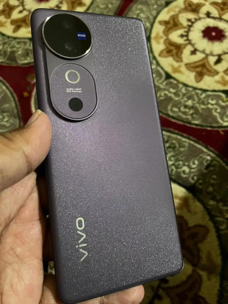 Vivo V40 fulset nominus 256gb like new TT BT mahar