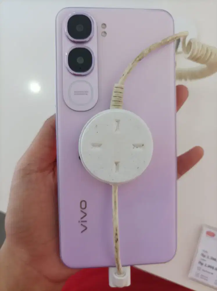 Brand dari Vivo y21d