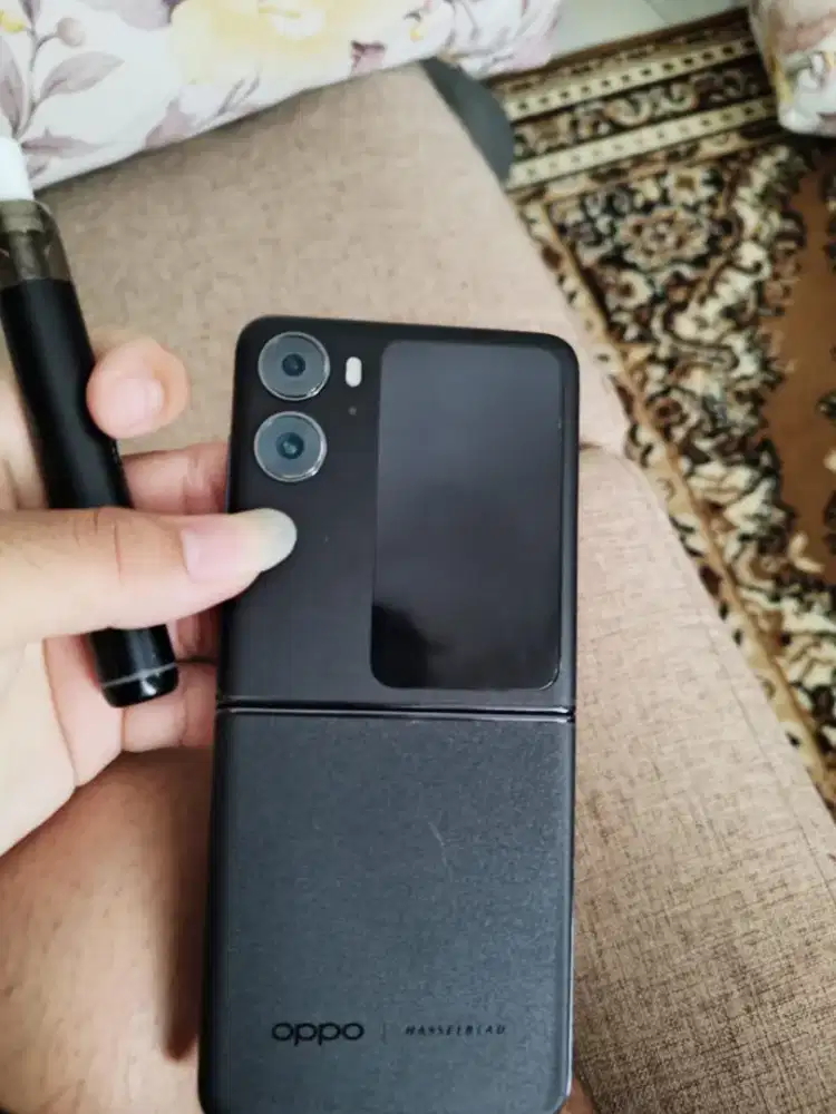 DIJUAL OPPO N2 FLIP(CHINA) BATANGAN!