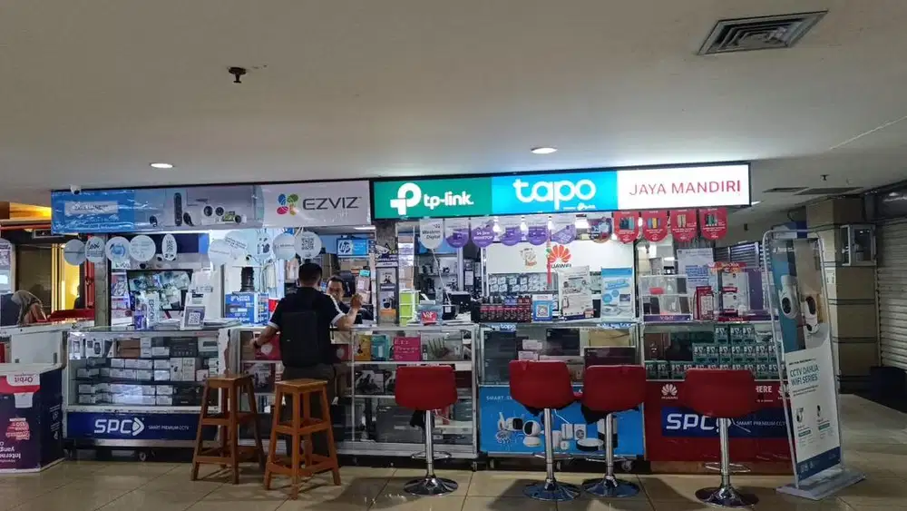 Low Teknisi cctv & sales ecommerse