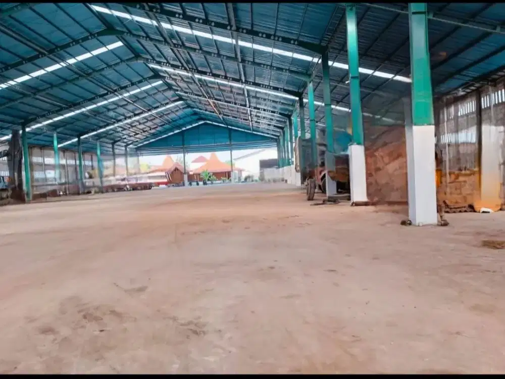Disewakan Gudang Zona Industri Lokasi Strategis Demak Luas 1 Ha