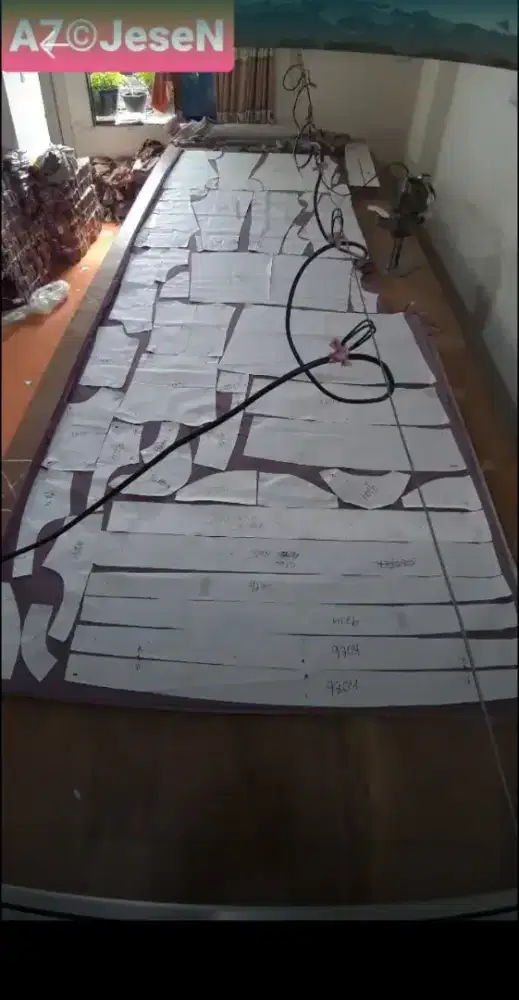 tukang potong bahan