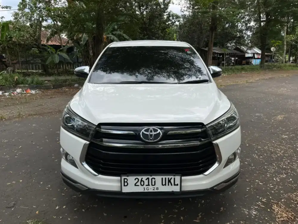 TOYOTA INOVA VENTURER 2.4AT 2018